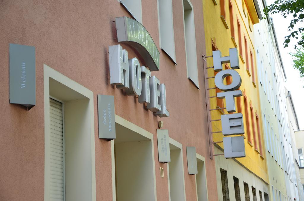 Hotel Albertin Berlin Bagian luar foto